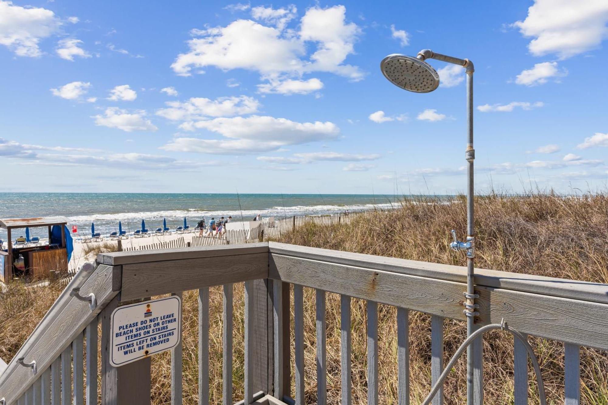 Oceanfront W Pool Pier Park Access Front Retreat By Avantstay *