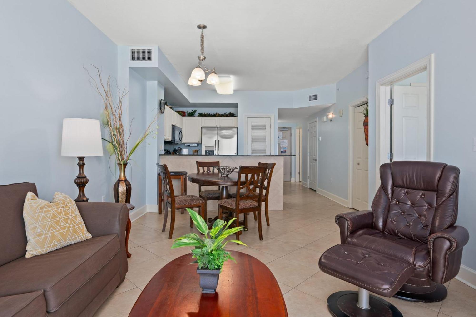 Oceanfront W Pool Pier Park Access Front Retreat By Avantstay Holiday home *