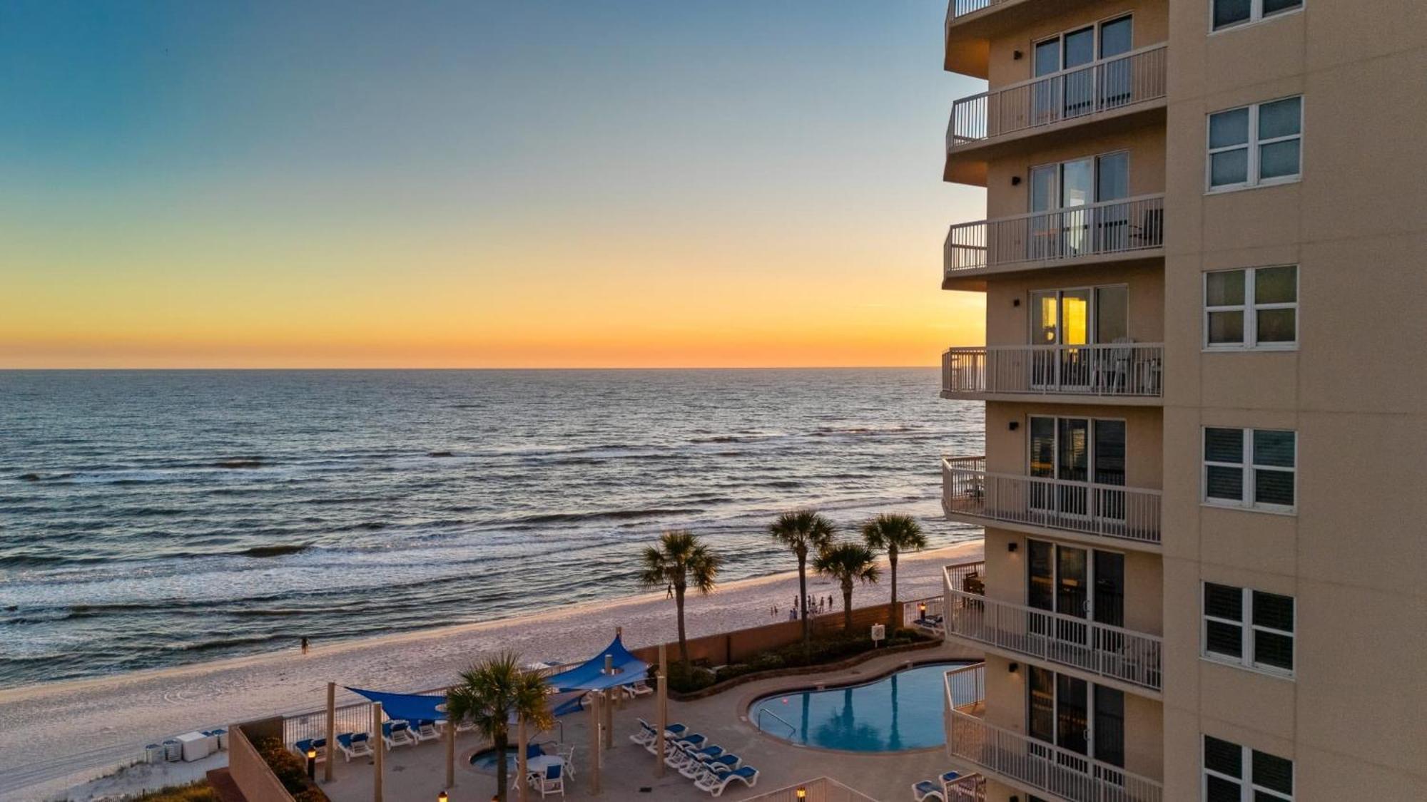 Oceanfront W Pool Pier Park Access Front Retreat By Avantstay Panama City Beach